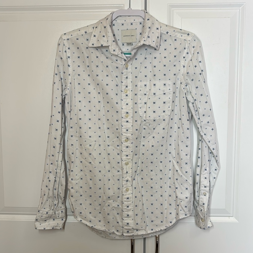 AE Shirt (XS)
